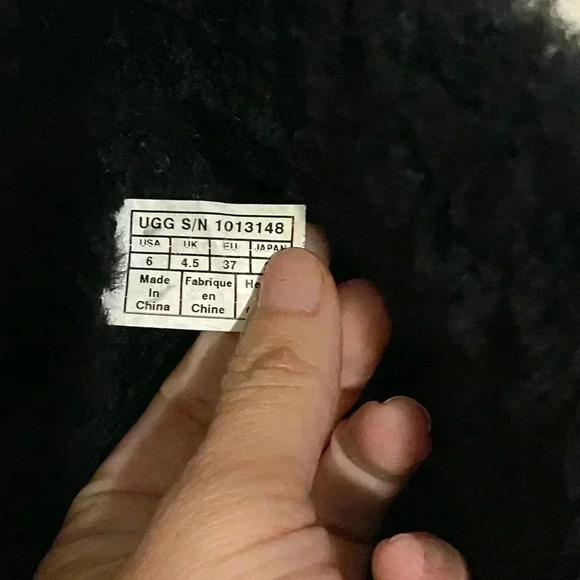 UGG Australia Classic Zip Black Leather Boots size 6 - Picture 8 of 14